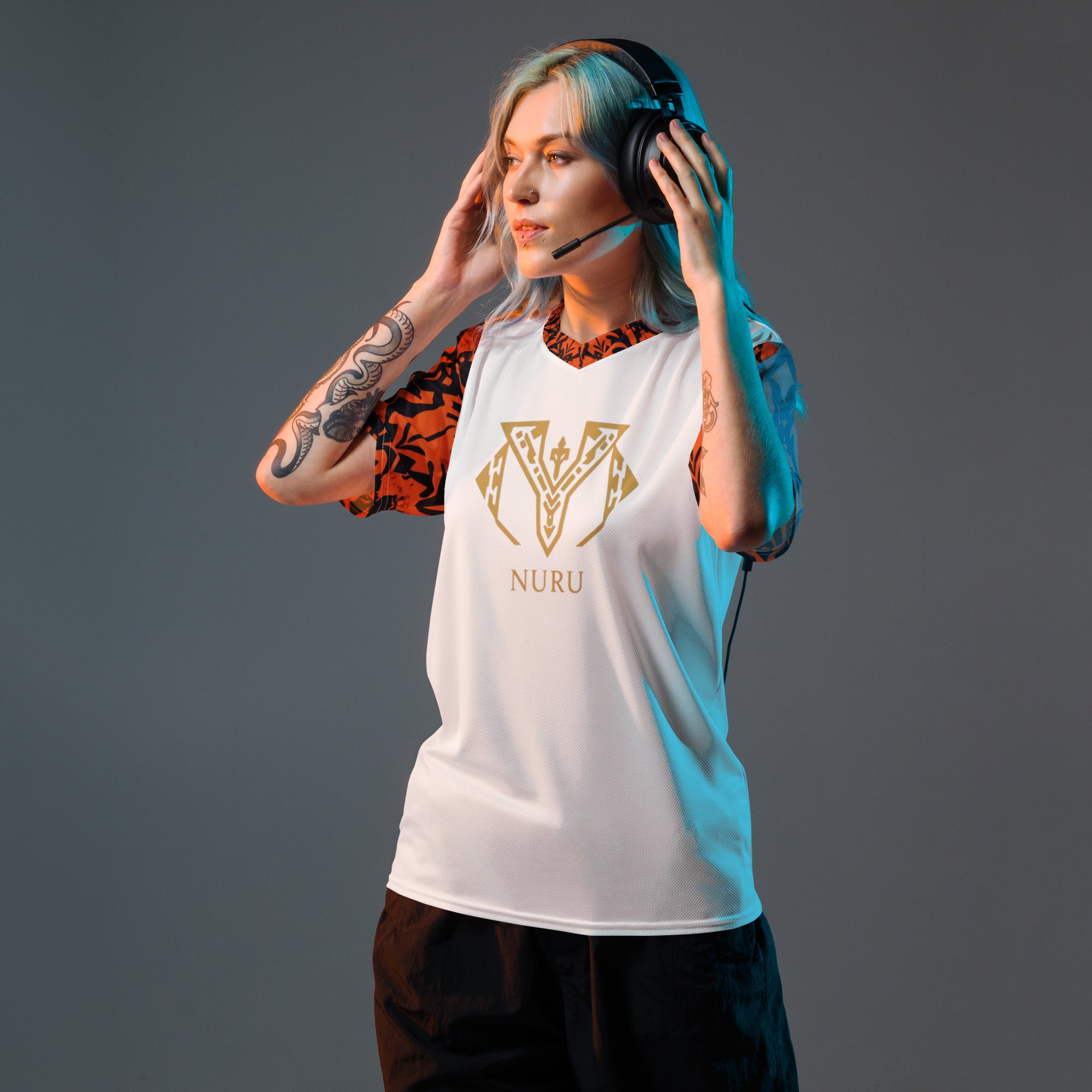 NURU WOMEN'S SPORTS JERSEY - Glow By Hellen